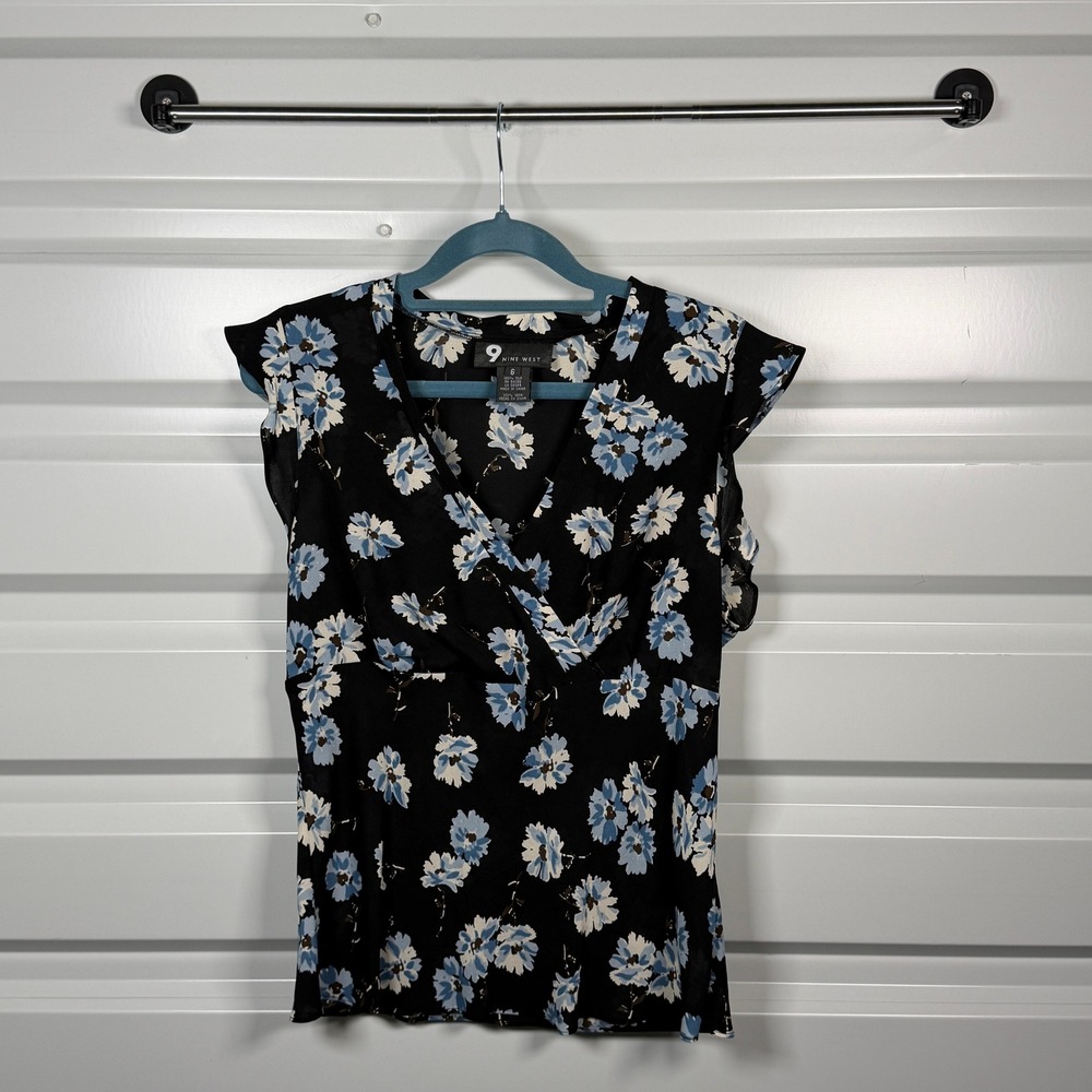 Nine West Blouse Women 6 Black Excellent Silk Floral‎ V-Neck Cap Sleeve